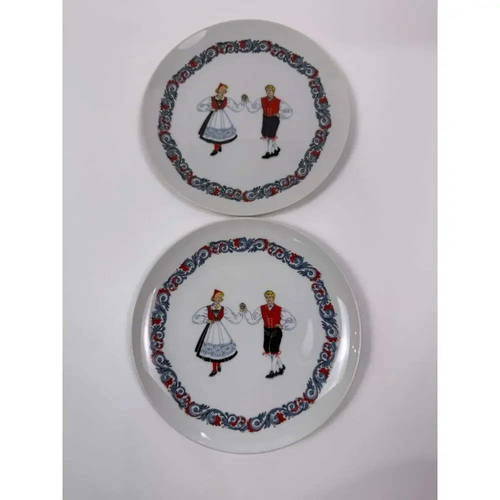 Vintage Bergquist Hardanger Dancers Salad Plates Figgjo Norway Folk Art Set of 2